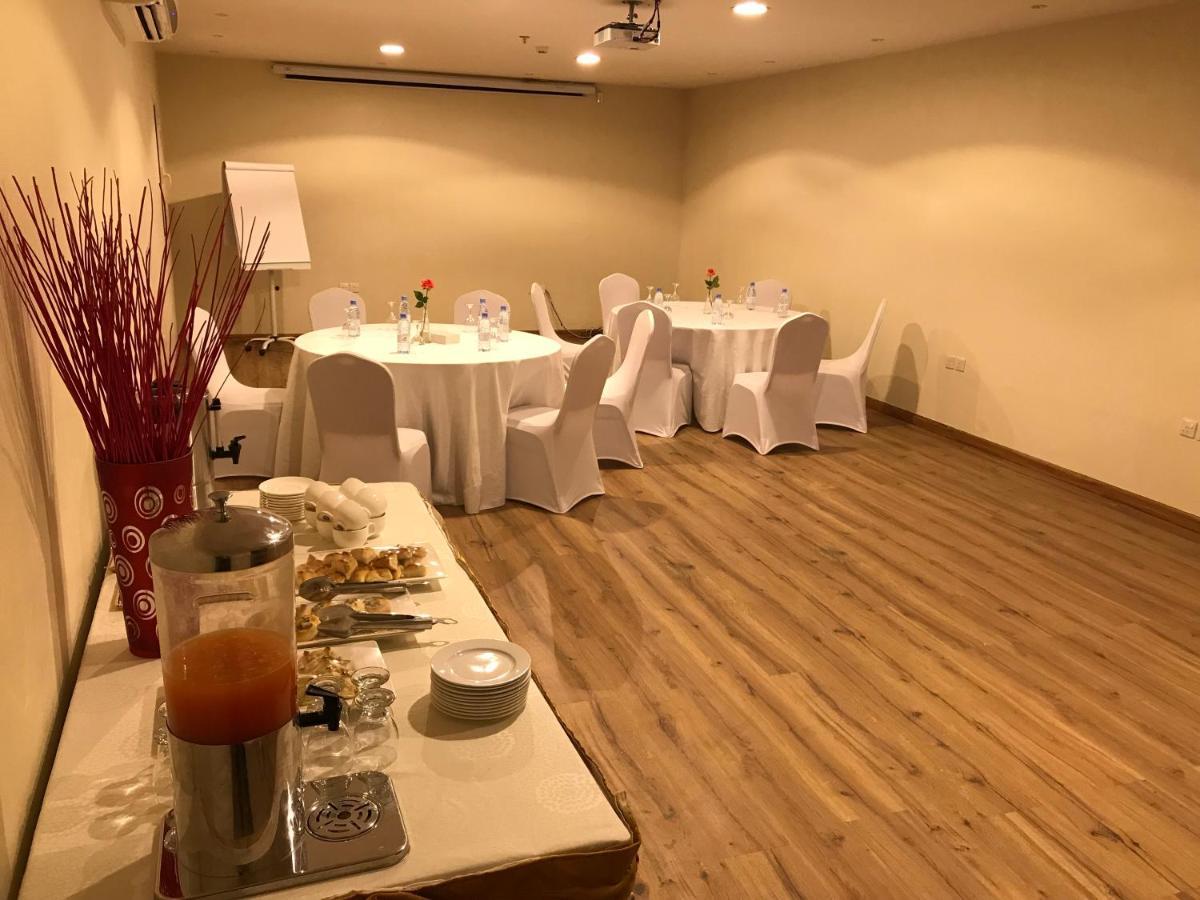 Rollins Hotel Buraidah Eksteriør bilde