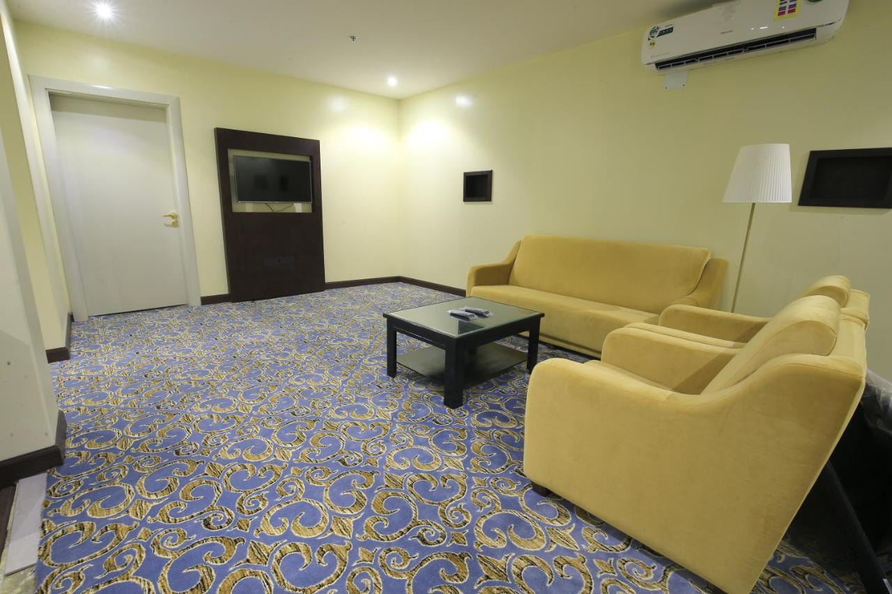 Rollins Hotel Buraidah Eksteriør bilde